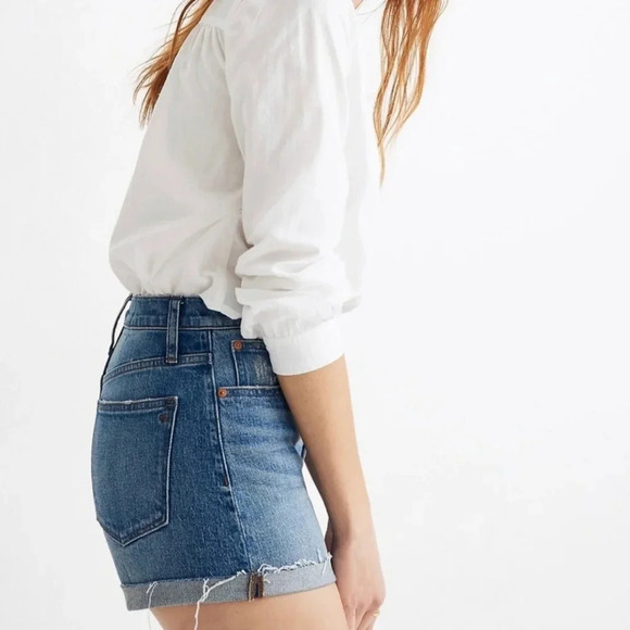 Madewell Nwot classic denim cut off cuffed shorts size 24 medium wash - Picture 5 of 11